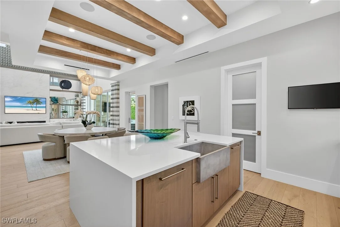 Photo of 405 7TH Avenue N