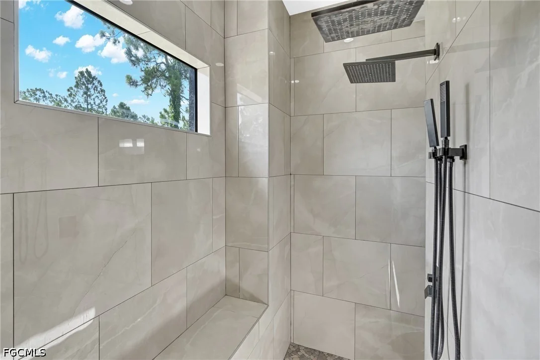 Photo of 1109 Rush Avenue