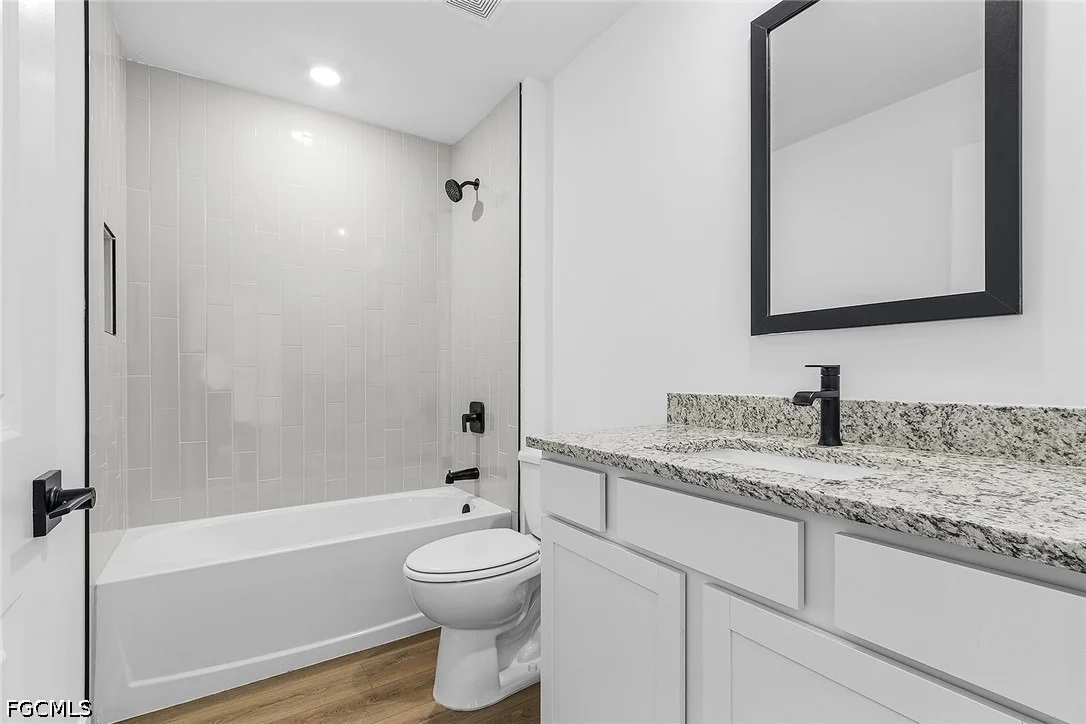Photo of 846 Guienne Lane