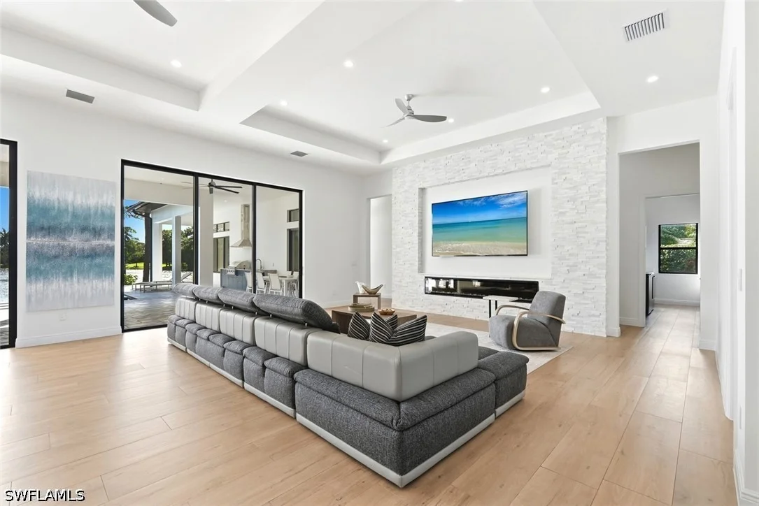 Photo of 6590 Trail Boulevard