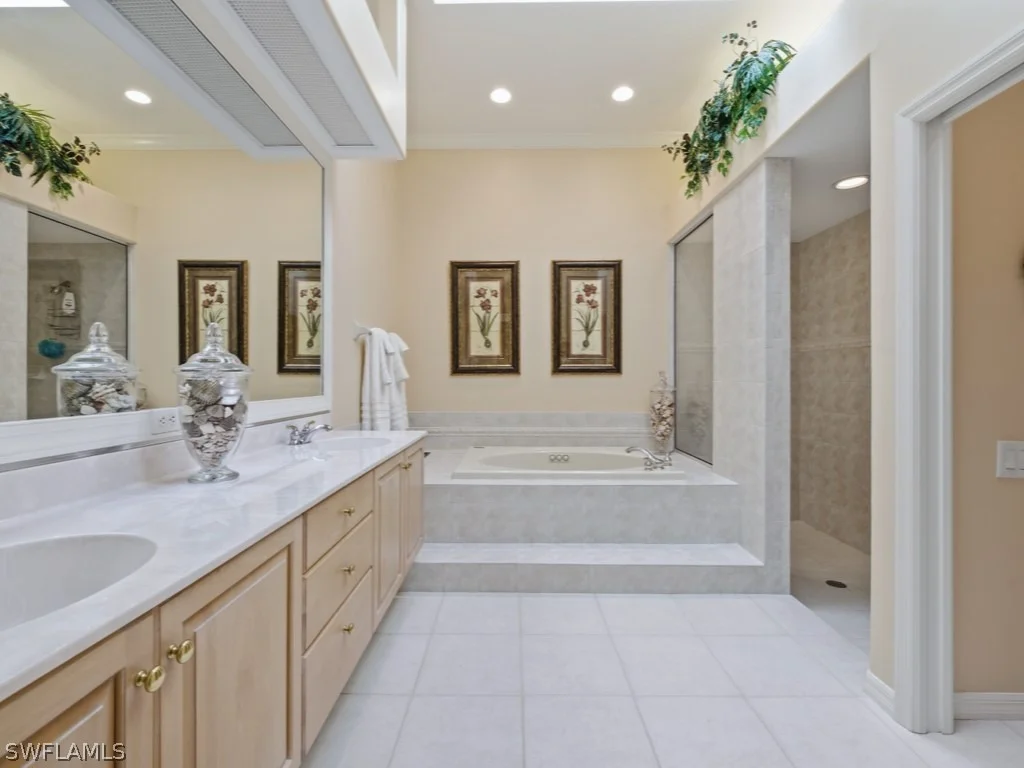Photo of 5835 Persimmon Way