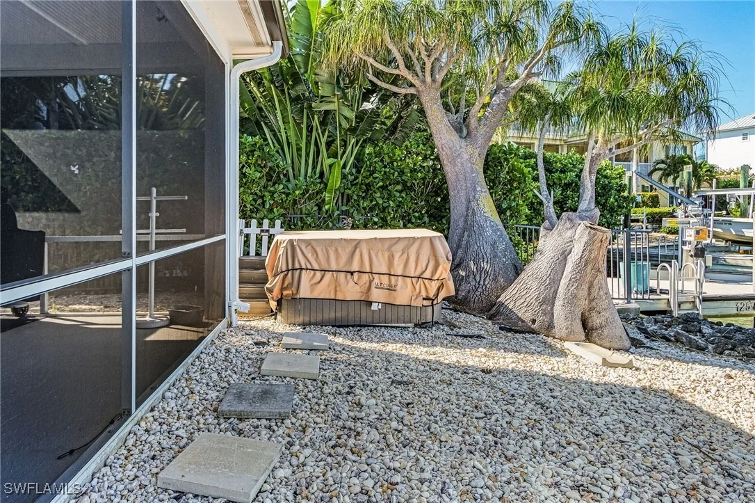 Photo of 121 JAMAICA Drive