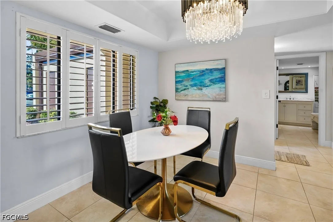Photo of Unit 105 at 413 Augusta Boulevard