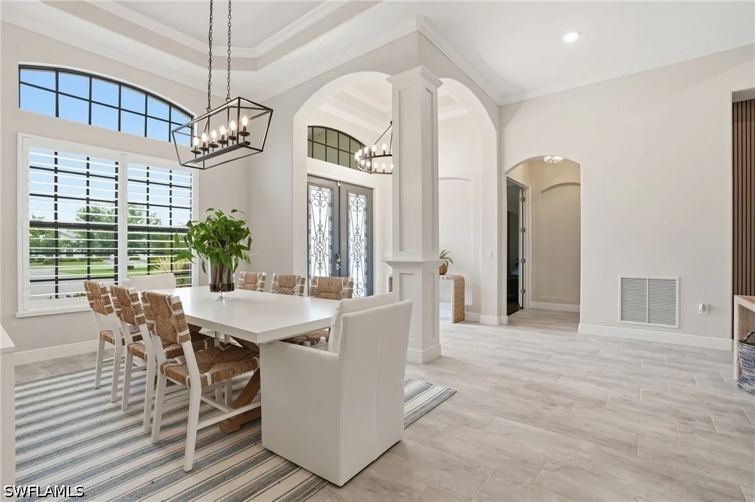 Photo of 2327 Somerset Place