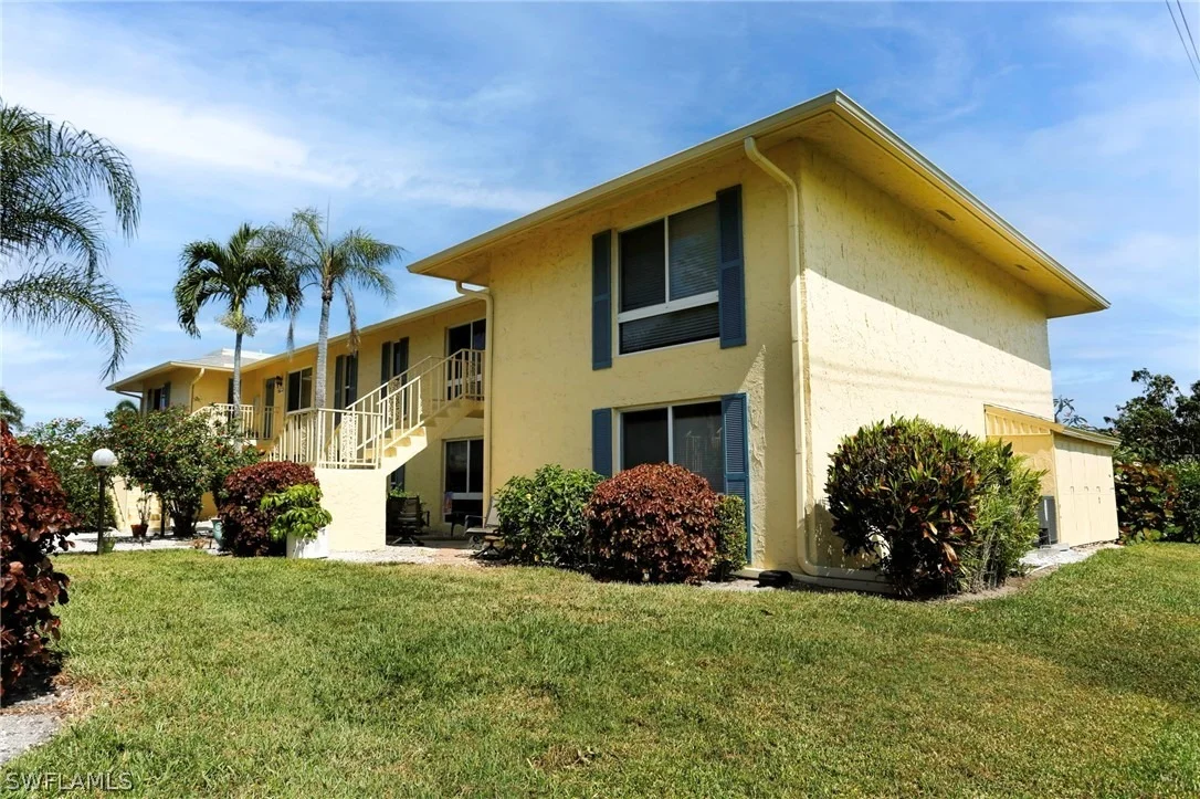 Photo of Unit 732 at 355 Palm Drive