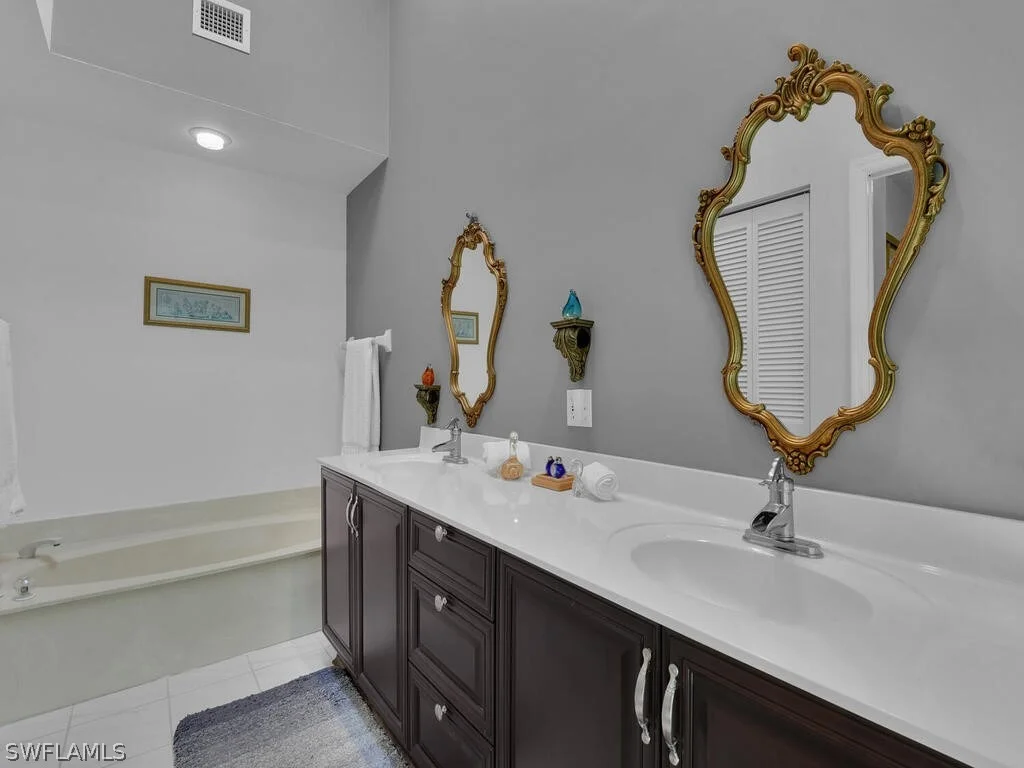 Photo of 620 Inlet Drive