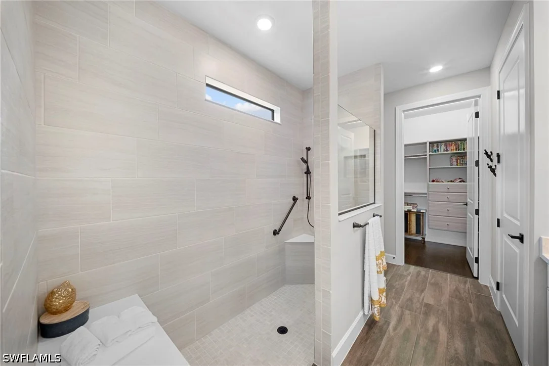 Photo of 9811 Everglades Drive