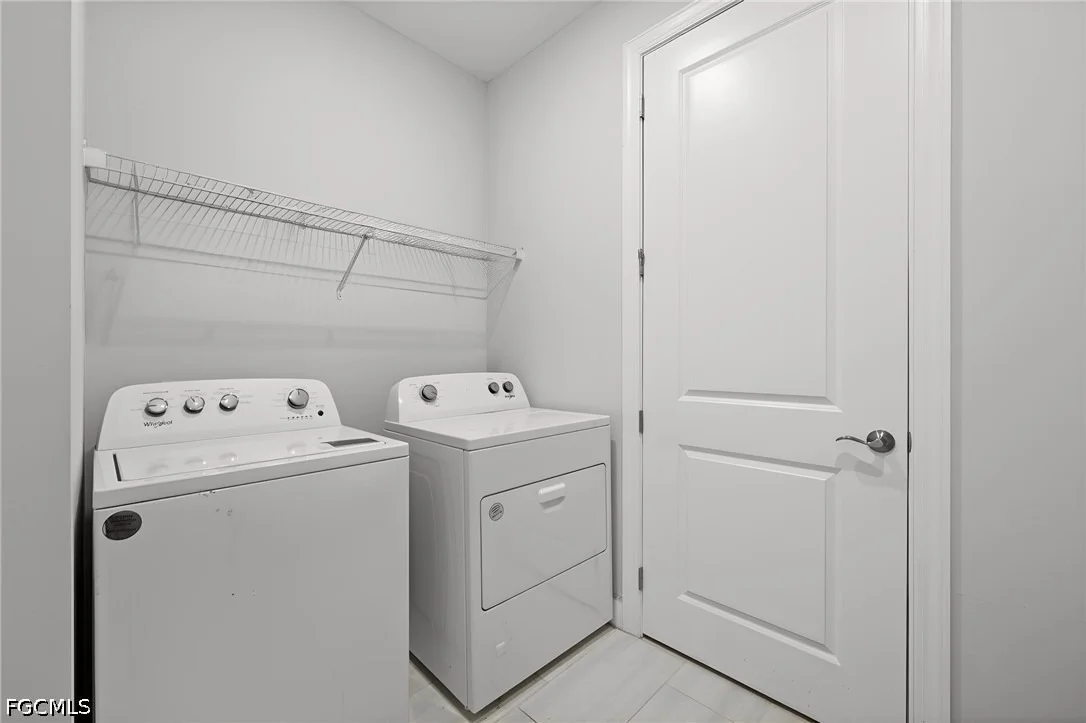 Photo of 42364 Edgewater Drive
