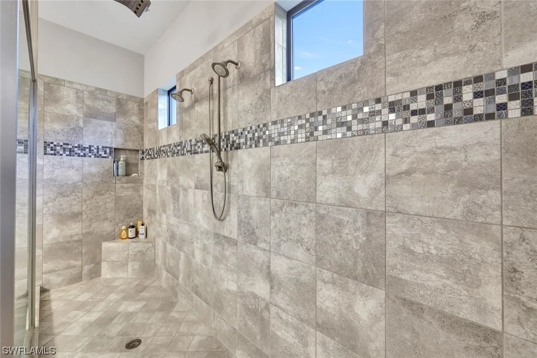 Photo of 10163 Coconut Road