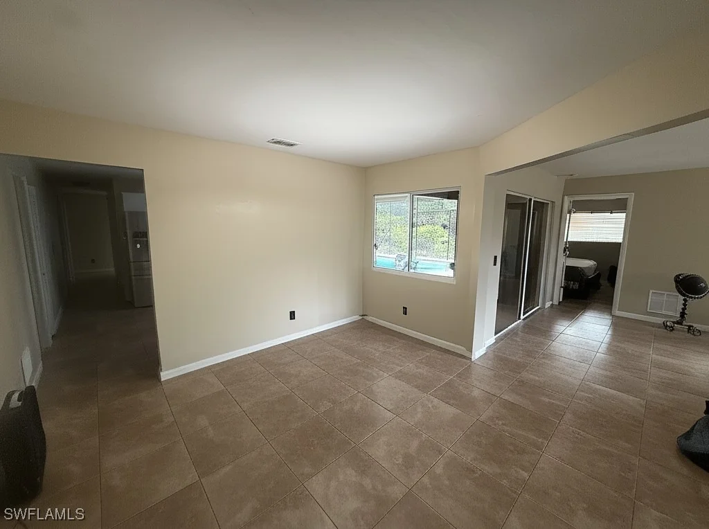 Photo of 4335 18th Avenue SE