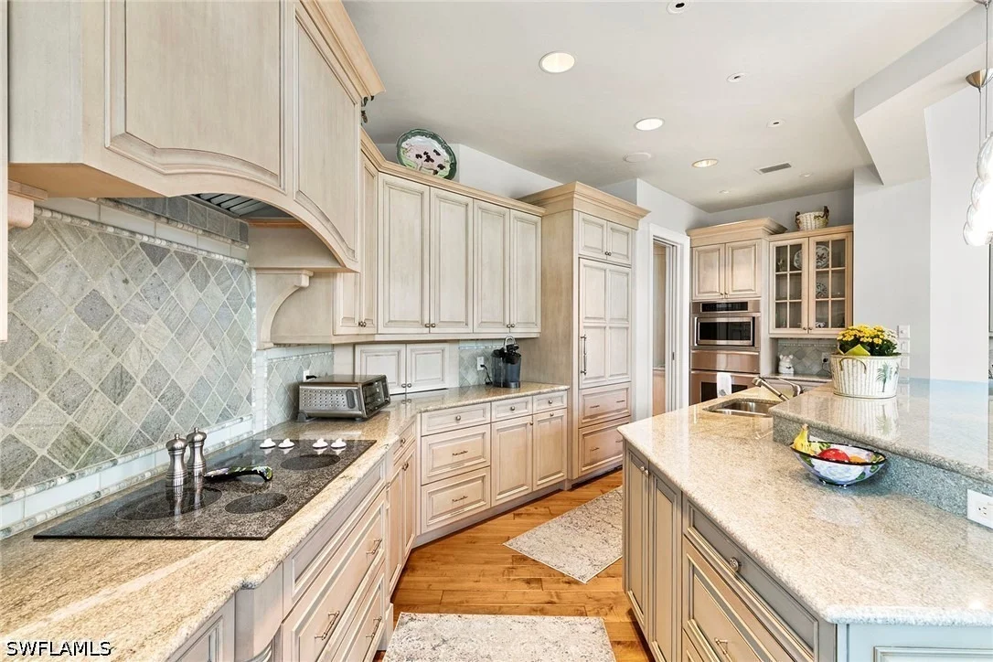Photo of 6991 Greentree Drive