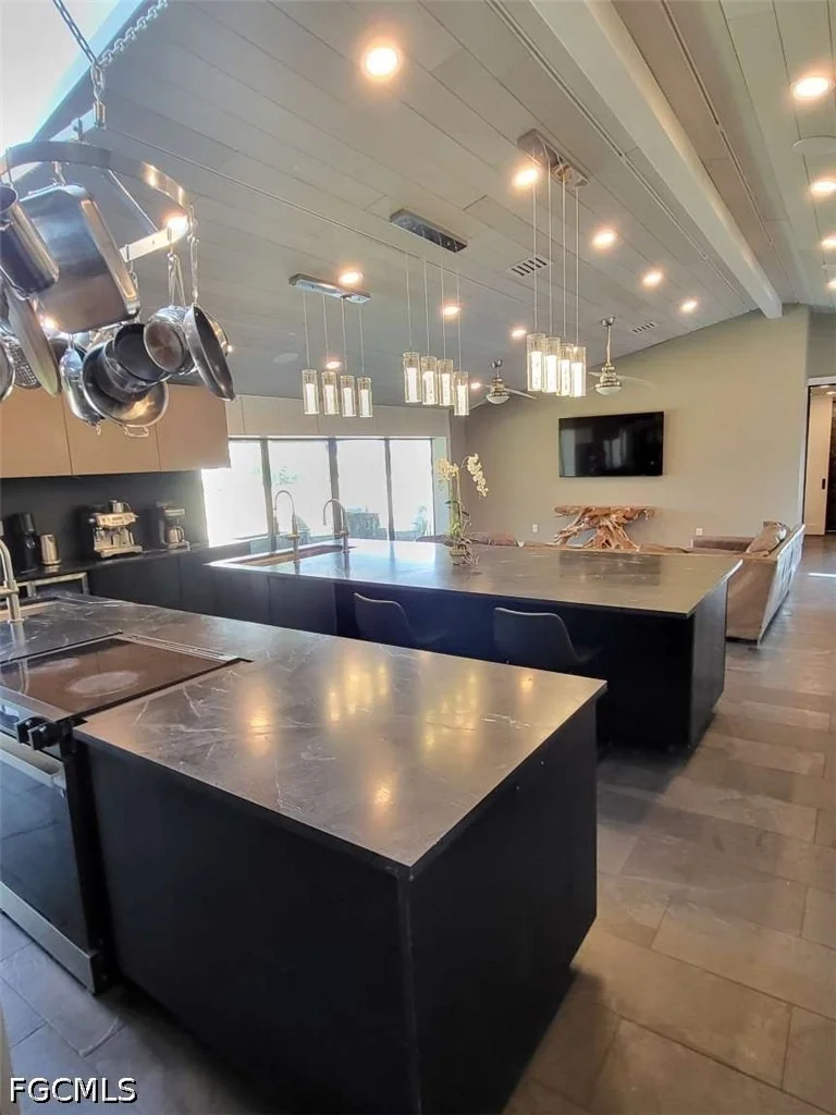 Photo of 2257 Regal Way