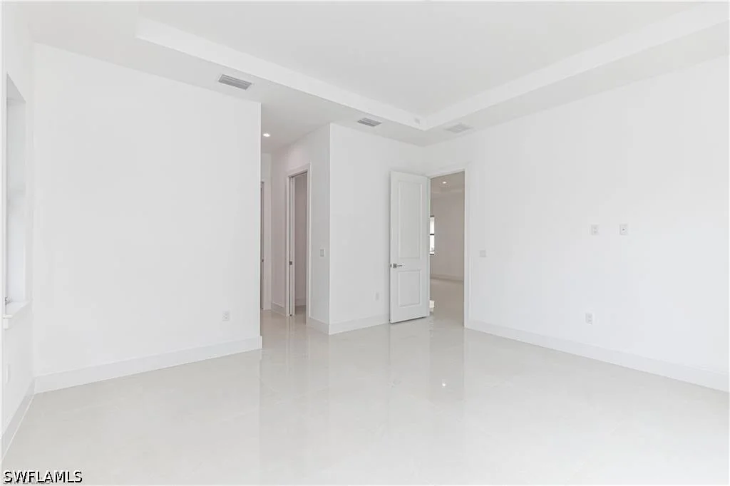 Photo of 3098 Pine Tree Drive