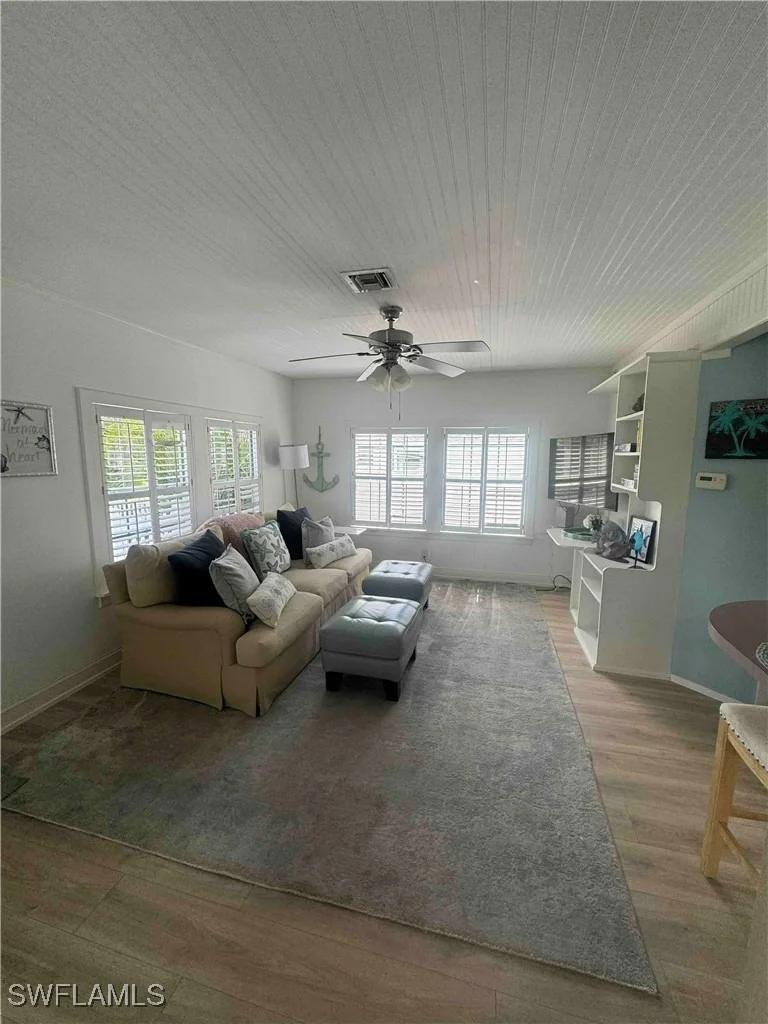 Photo of 1012 Ridge Street