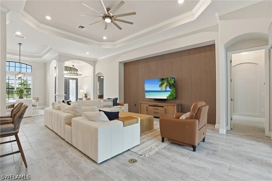 Photo of 2327 Somerset Place