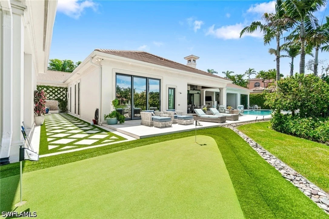 Photo of 385 Colony Drive