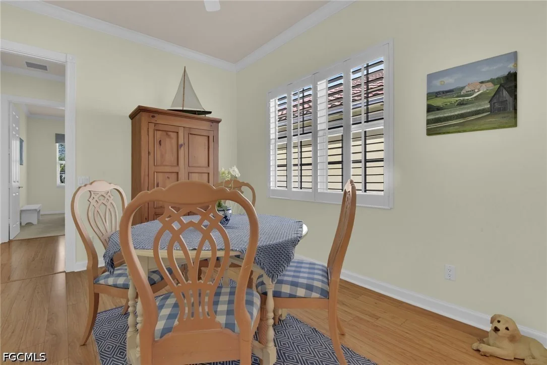 Photo of 5843 Charlton Way