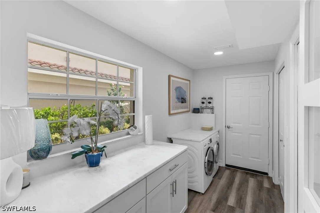 Photo of Unit 1603 at 3580 Windjammer Circle