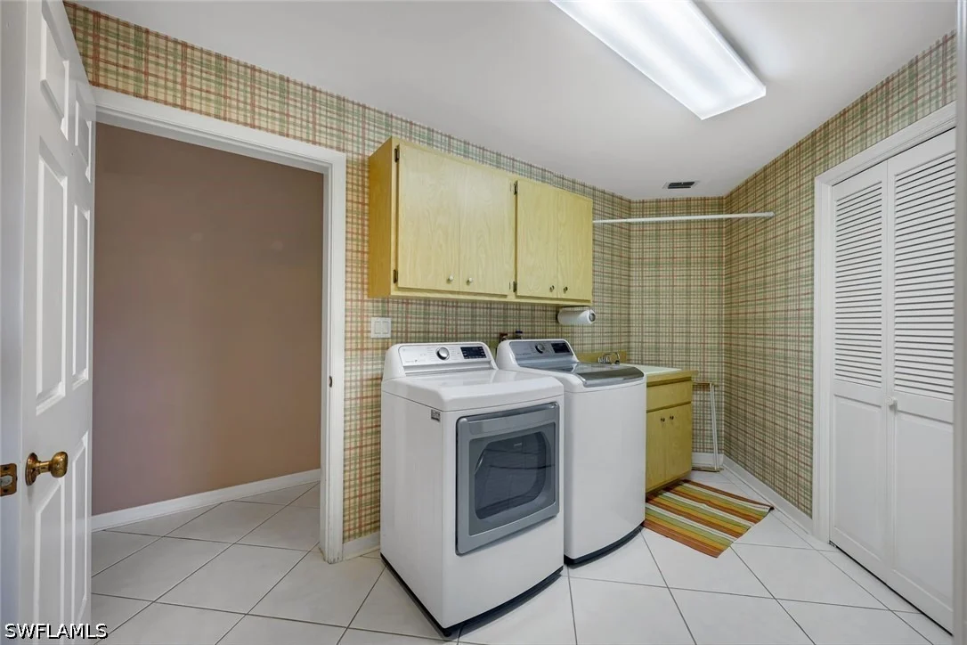Photo of 2264 Imperial Golf Co Boulevard