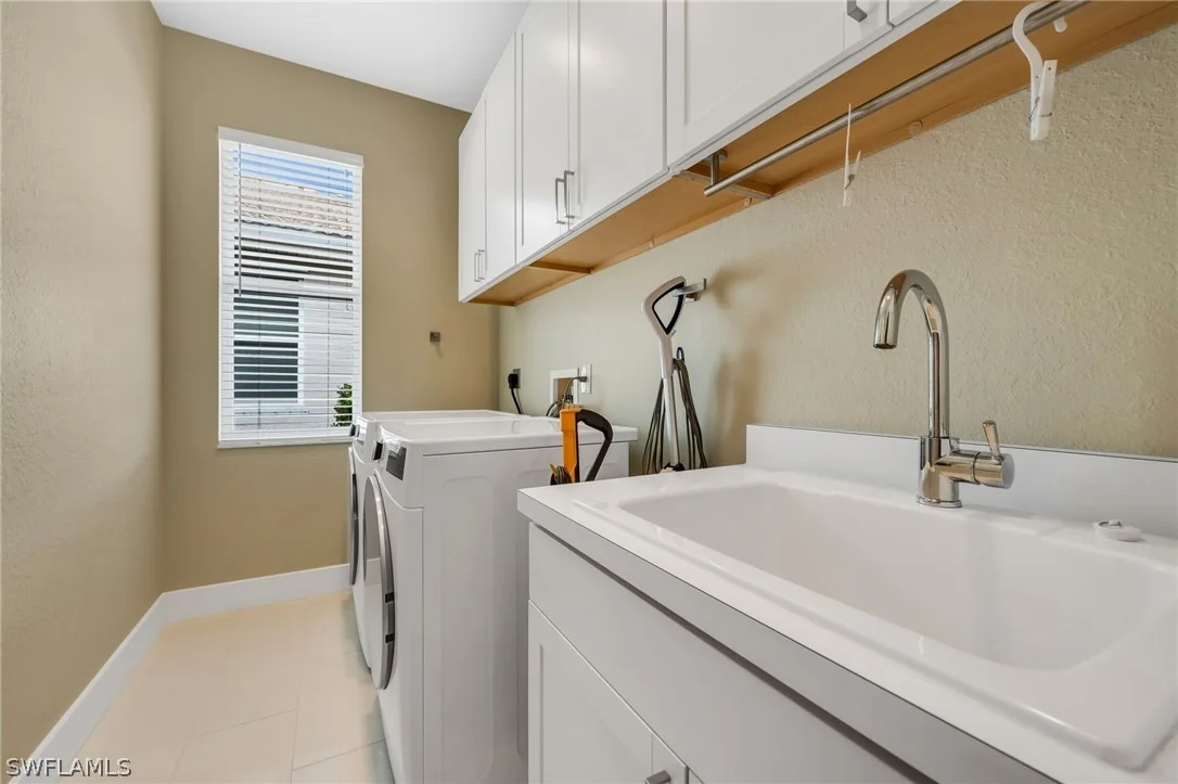 Photo of 4895 Cerromar Drive