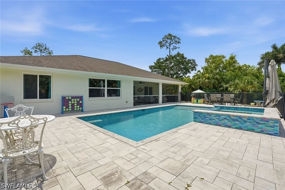 Photo of 721 Logan Boulevard S