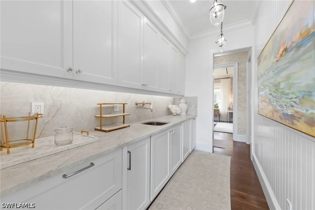 Photo of 3675 Gordon Drive