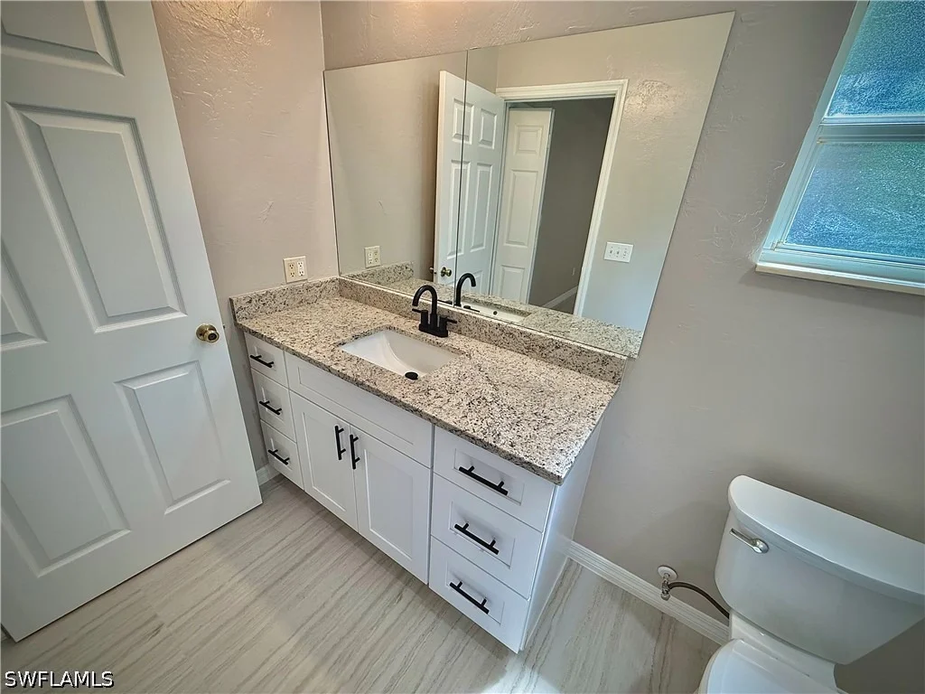 Photo of 241 8th Street SE