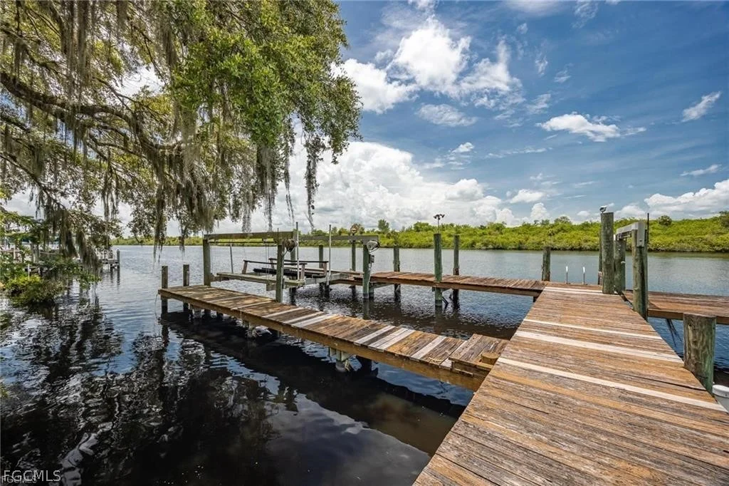 Photo of 2030 Fort Denaud Road