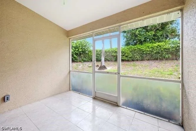 Photo of Unit 101 at 1660 Royal Circle