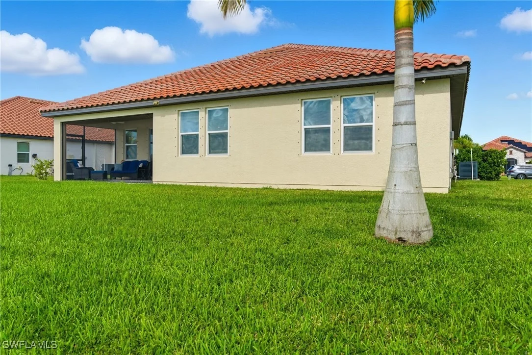 Photo of 2055 Grove Drive