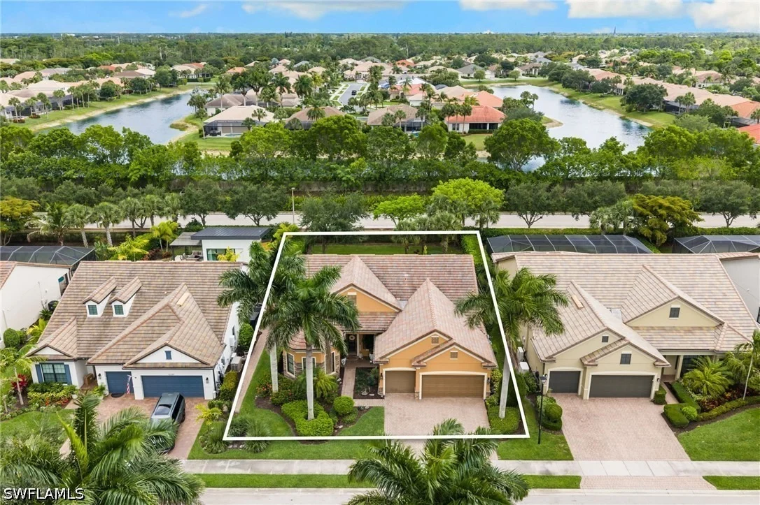 Photo of 16213 Camden Lakes Circle