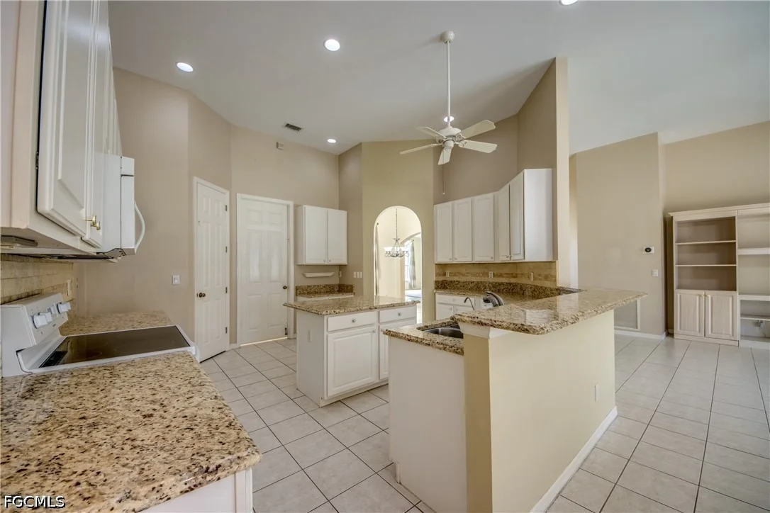 Photo of 8904 Baytowne Loop