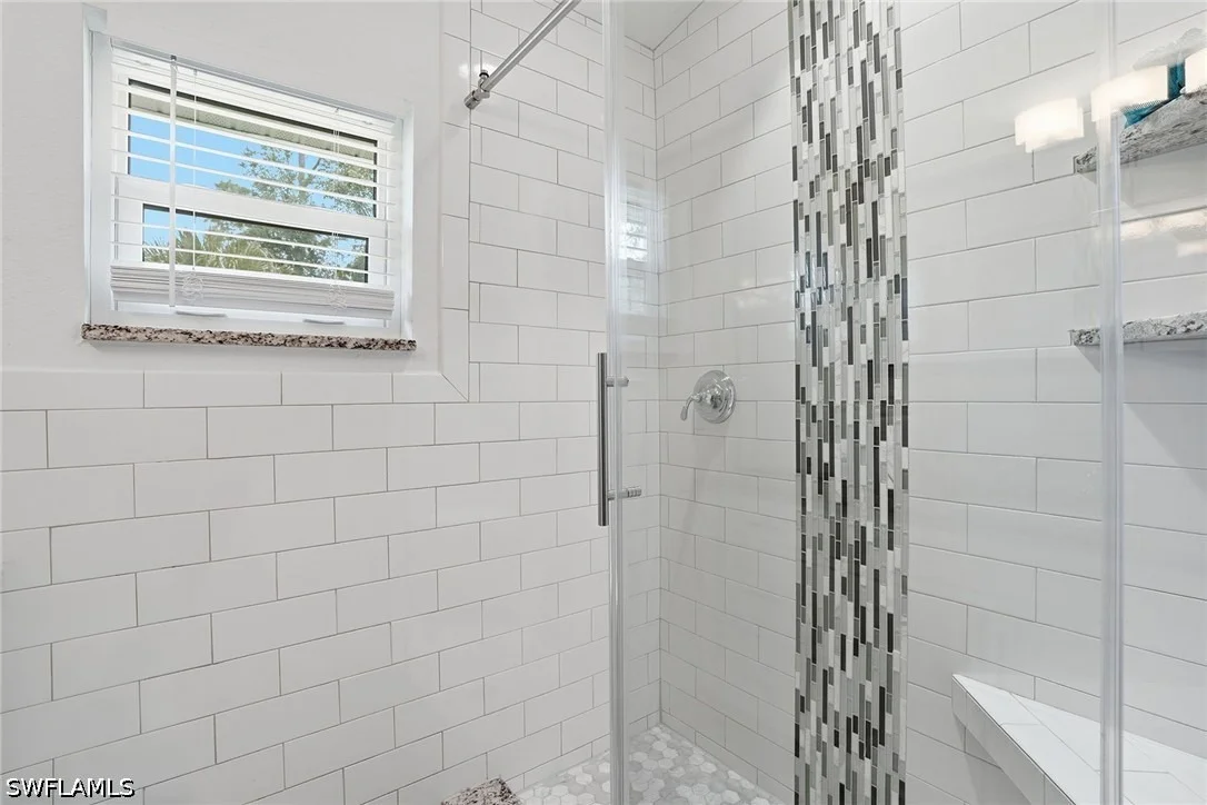 Photo of 721 Logan Boulevard S