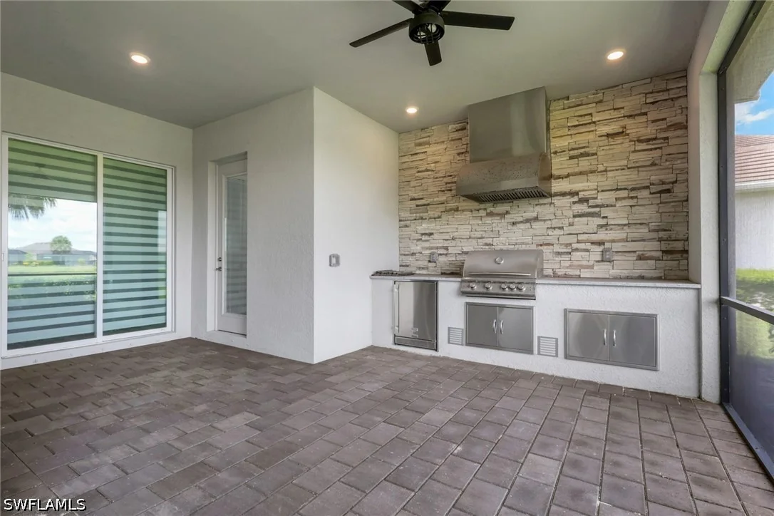 Photo of 6010 Diamonte Place