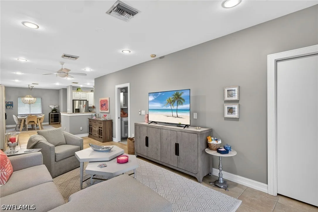 Photo of 740 5th Avenue N