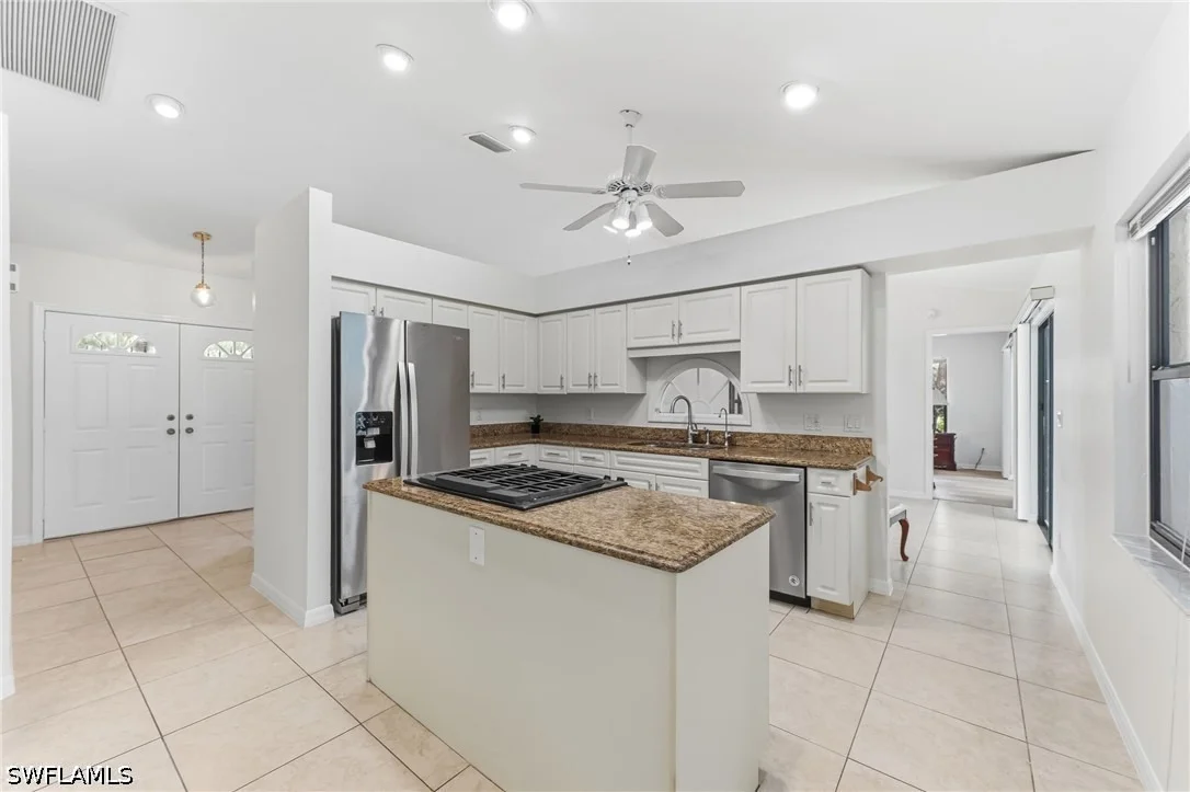 Photo of 184 Wilson Boulevard S