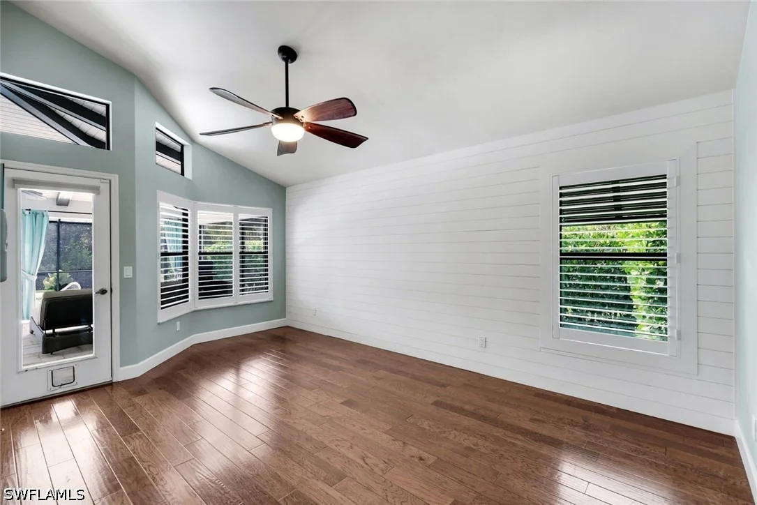Photo of 520 Raven Way