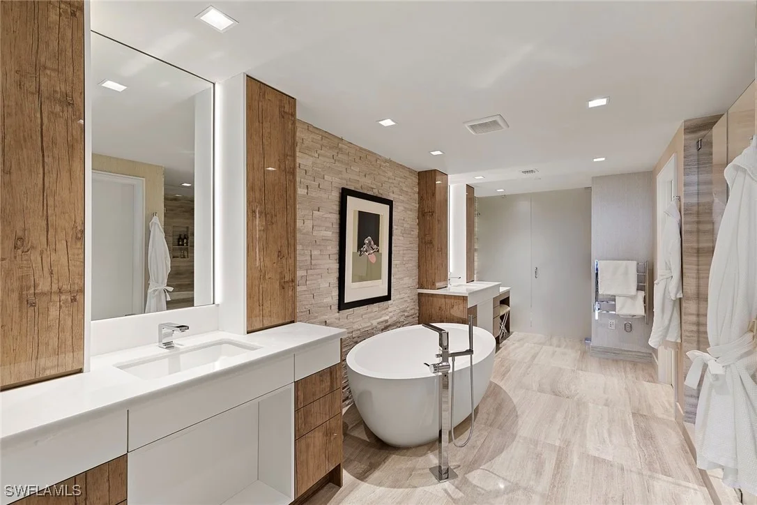 Photo of Unit 902 at 6897 Grenadier Boulevard