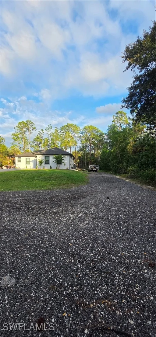 Photo of 598 2nd Street SE