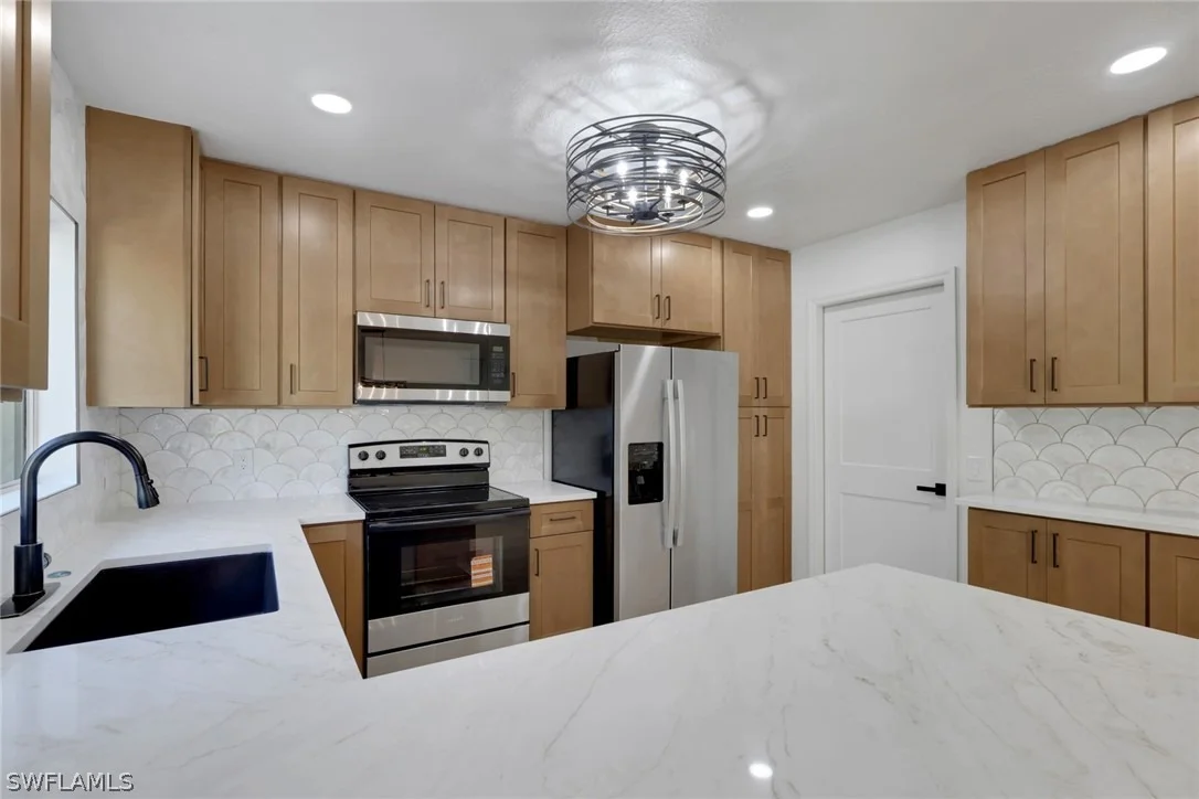 Photo of 3371 8th Avenue SE
