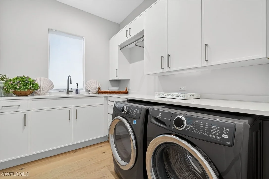 Photo of 405 7TH Avenue N
