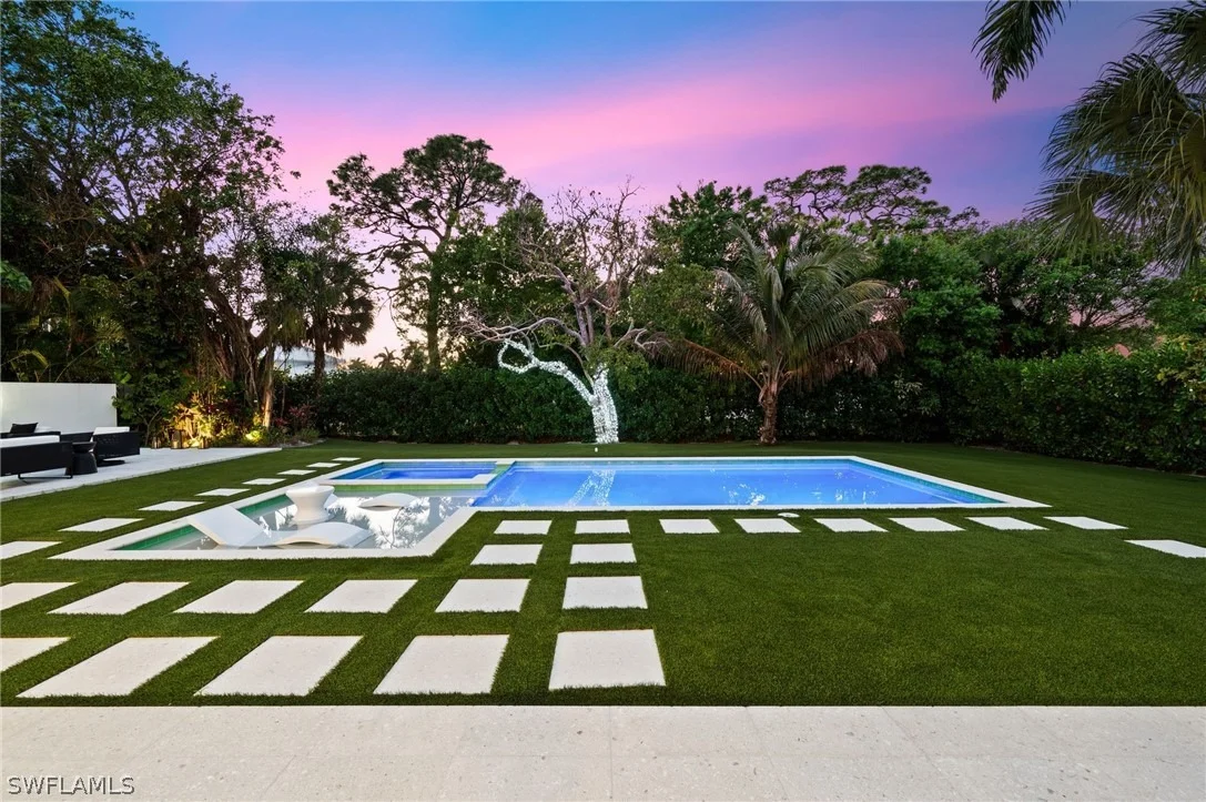 Photo of 1949 ALAMANDA Drive