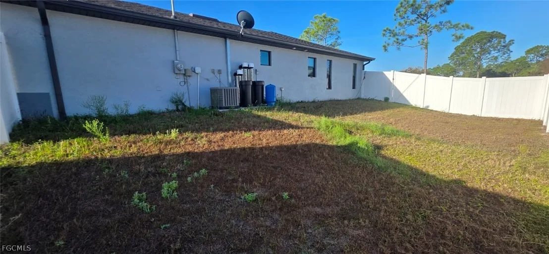 Photo of 1703 Edison Avenue