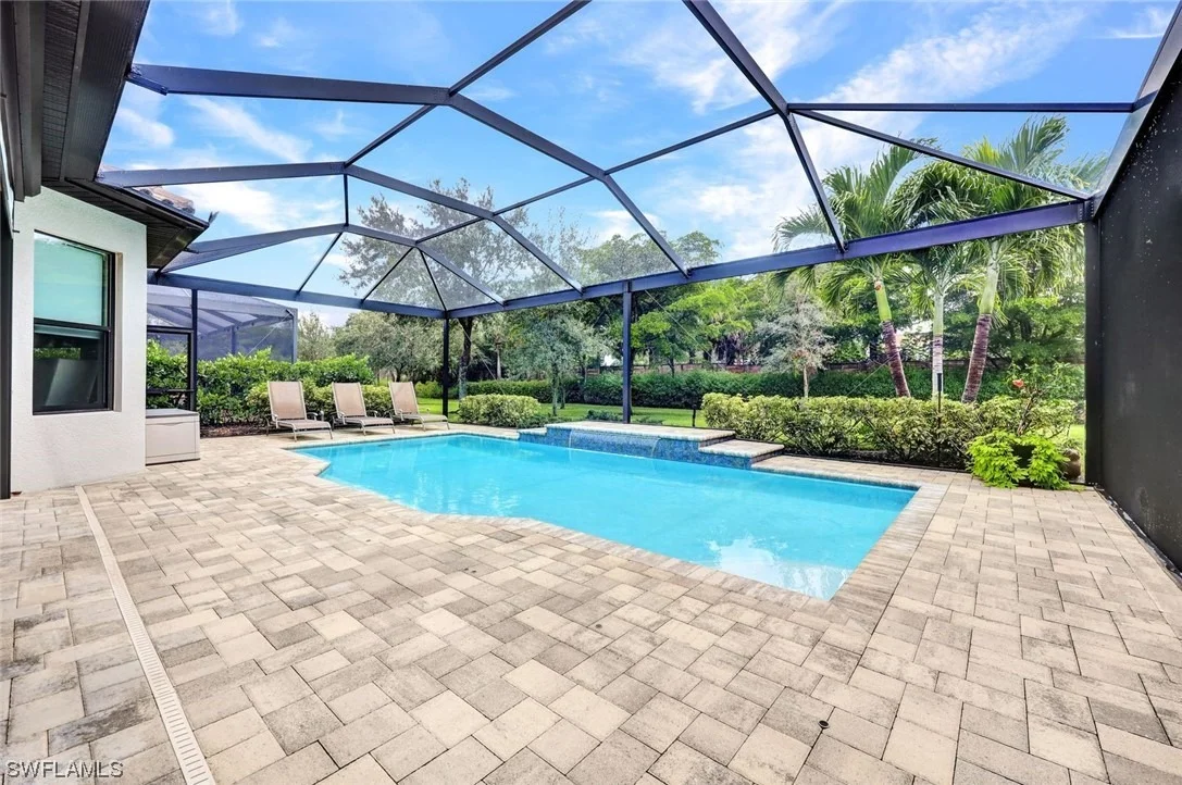 Photo of 10163 Coconut Road
