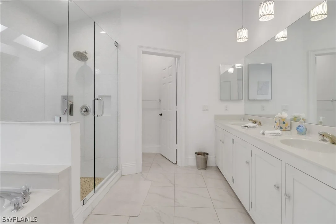 Photo of 2293 Royal Lane