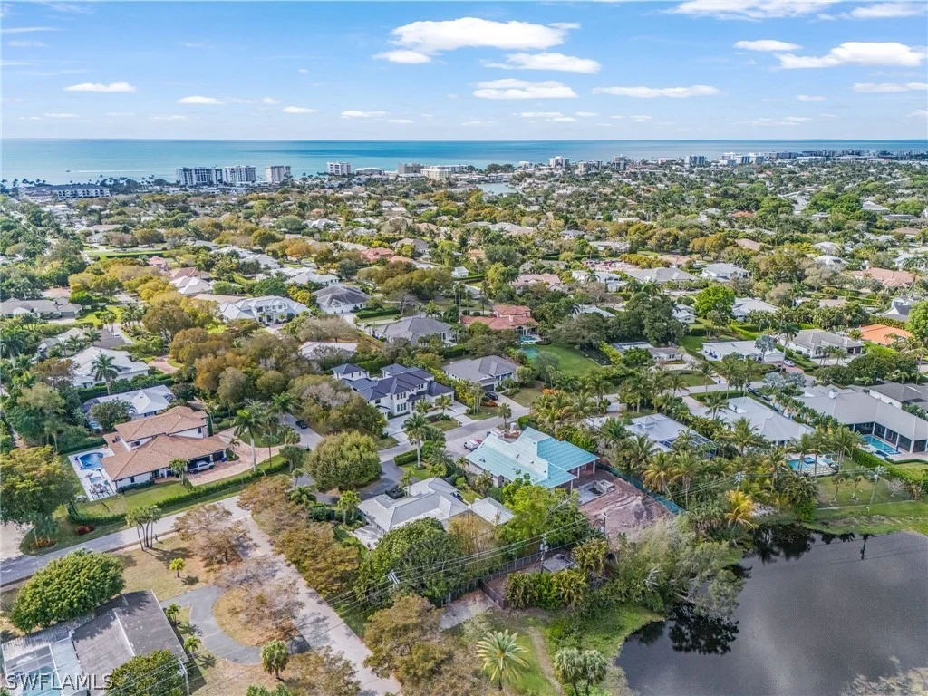 Photo of 1390 Mandarin Road