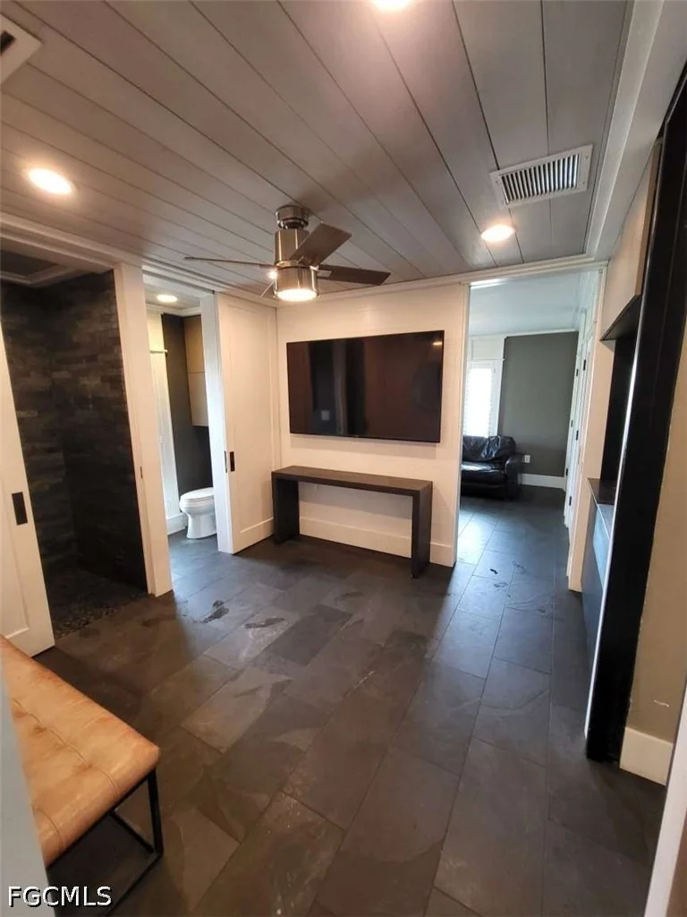 Photo of 2257 Regal Way