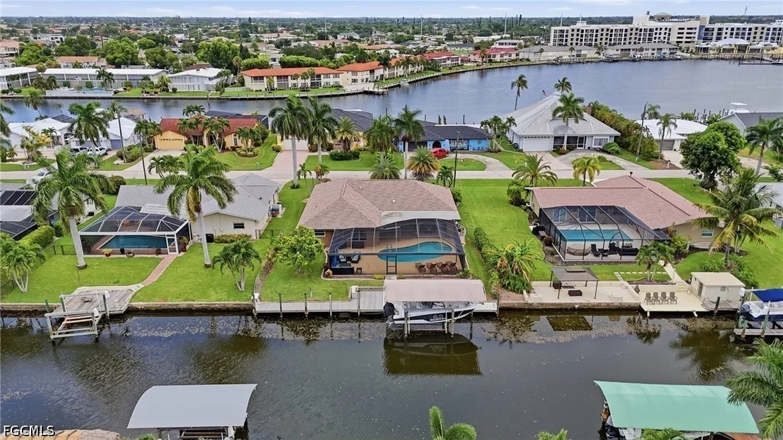 Photo of 418 Avalon Drive