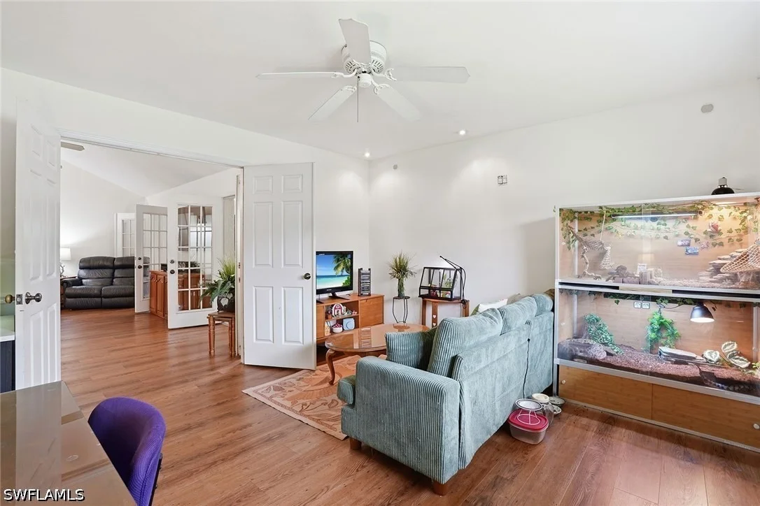 Photo of 4581 Chippendale Drive