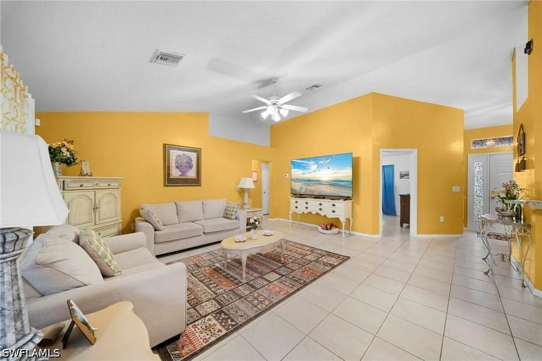 Photo of 423 Windermere Drive